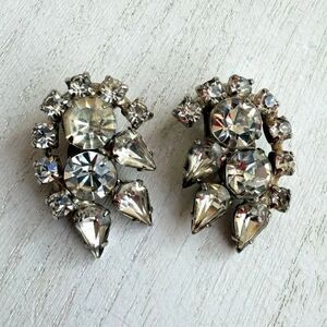 Vintage Clear Rhinestone Clip-On Earrings